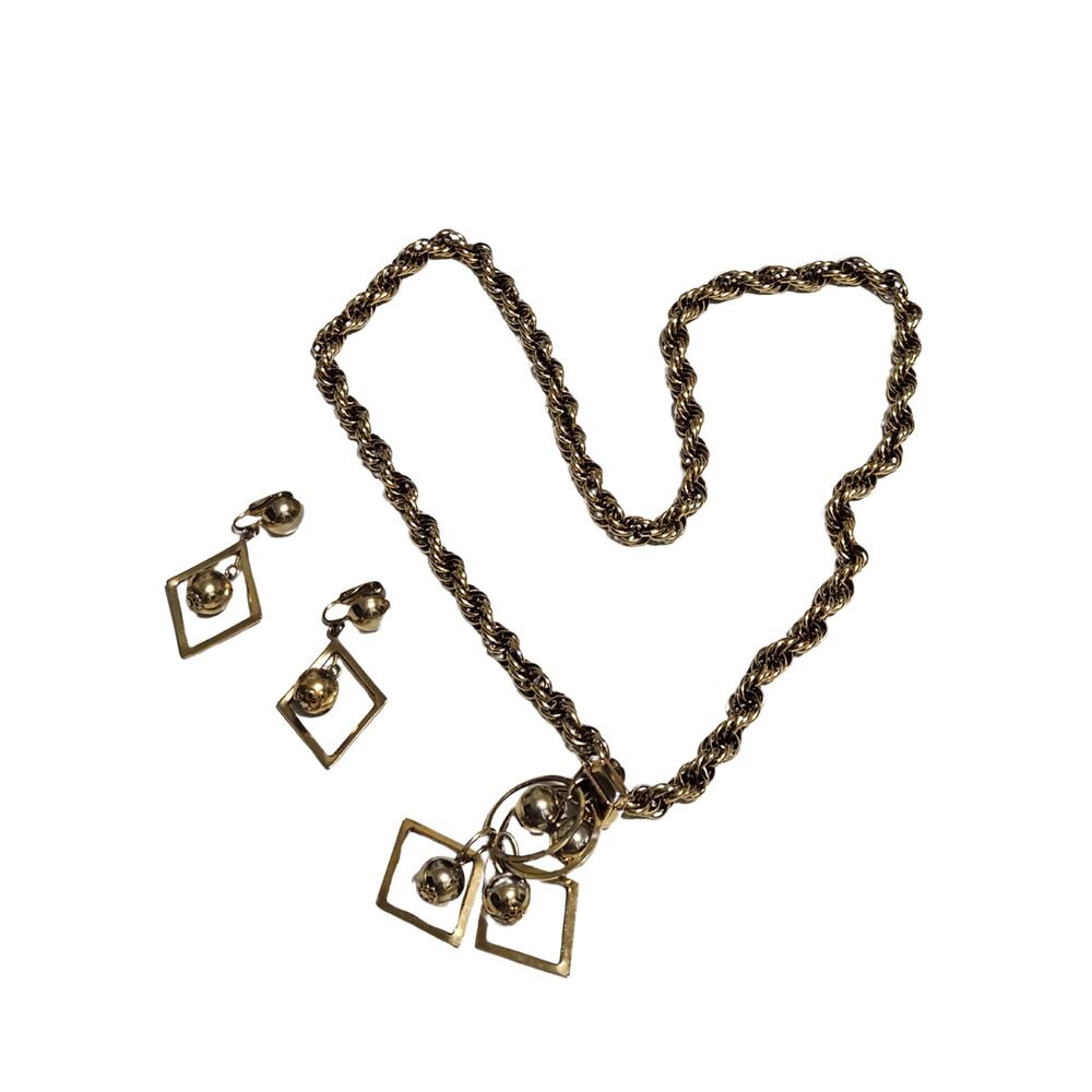 80s Chunky Gold Round Rope Chain Beads in Hoops Loops Diamond Shape Jewelry Set